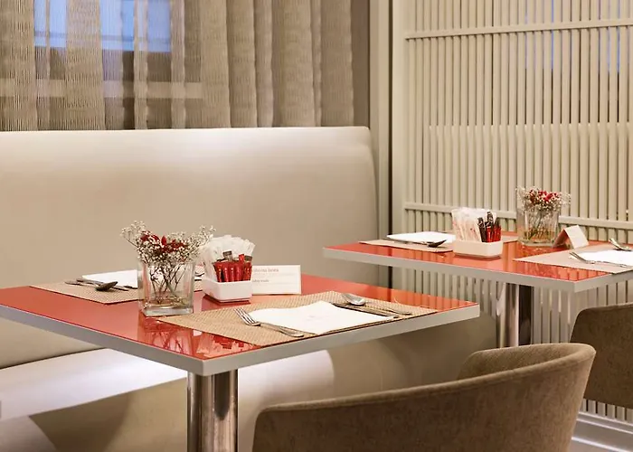 Nh Collection Liberdade Готель 4*